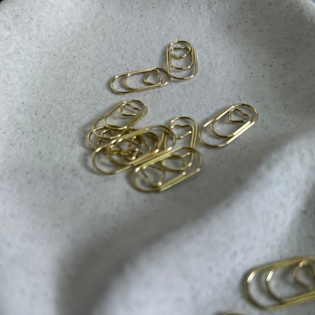 Mini Love Heart PaperClips - Gold