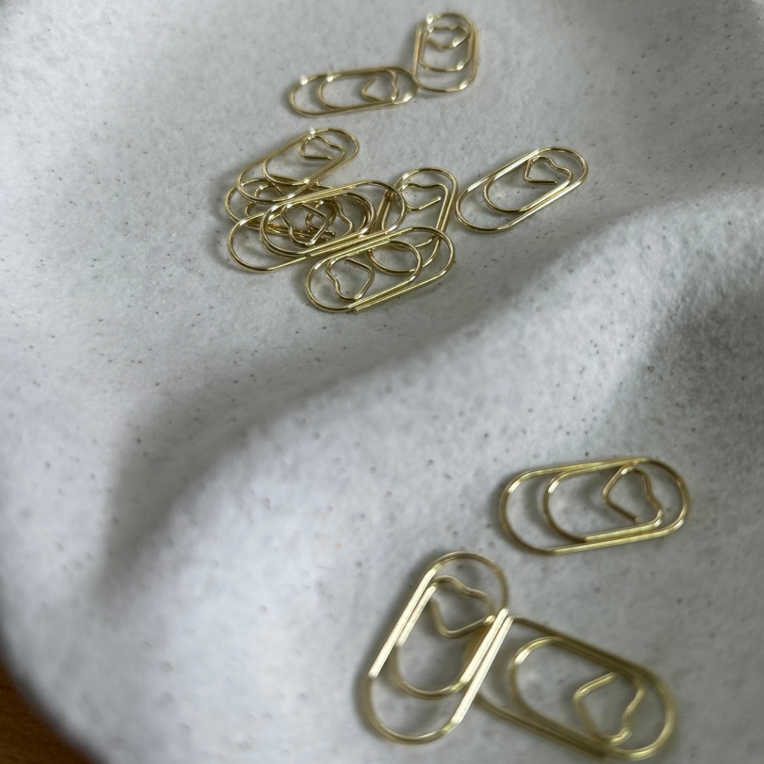 Mini Love Heart PaperClips - Gold